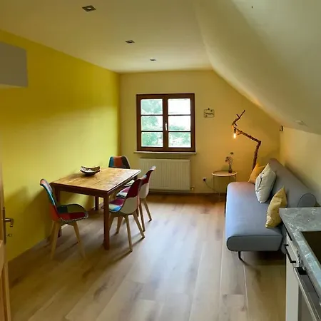 Neu Renoviertes 2zi Im Dg *